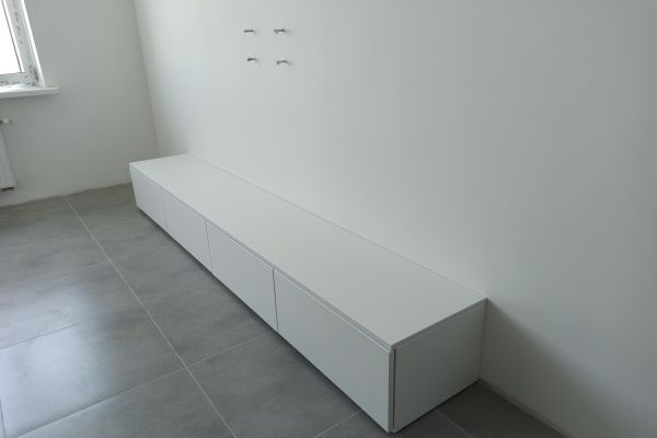 tv-zone-003616EA6539-9ACA-DD81-BA1A-708BC56FA8DA.jpg